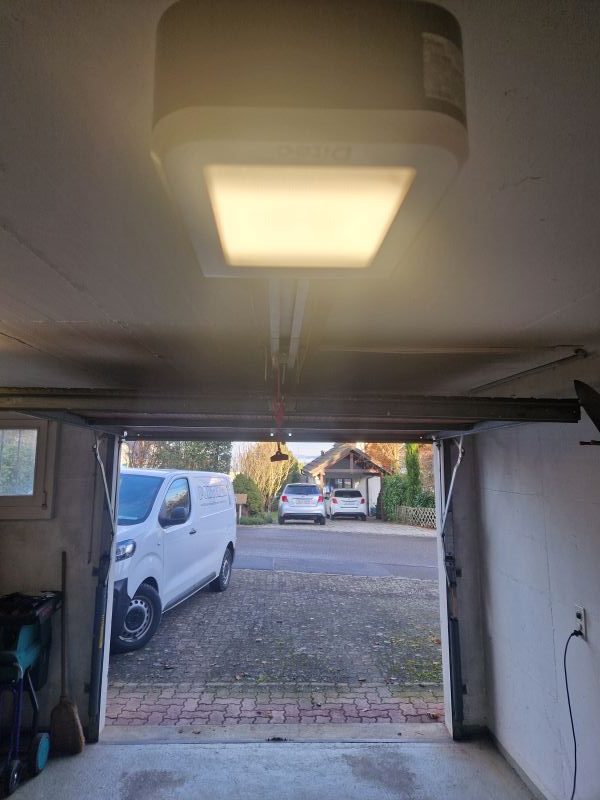 Garage automatisiert Garage mit Licht und Antrieb